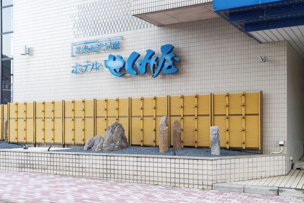 施設の入り口