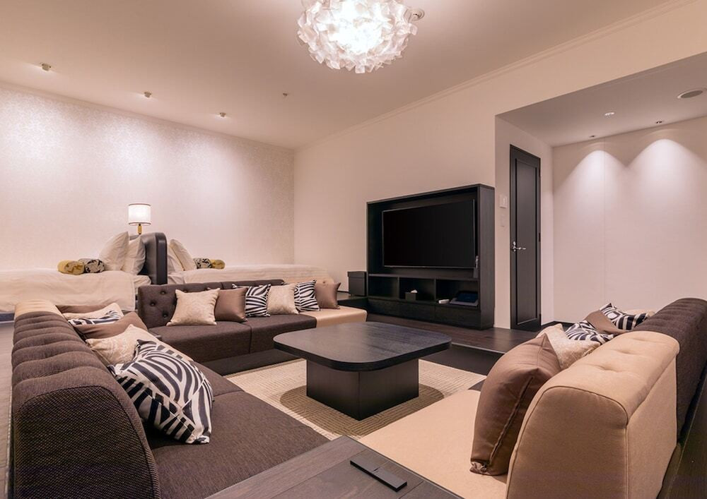 スペーシャスルーム グランド　ラウンジピット