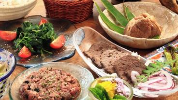 食事・飲み物 / 30