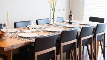 客室内のダイニングエリア / 28