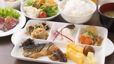 朝食スペース / 10