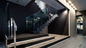 施設の入り口 / 14