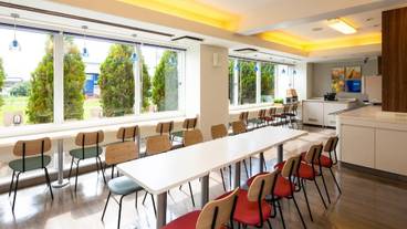 朝食スペース / 4