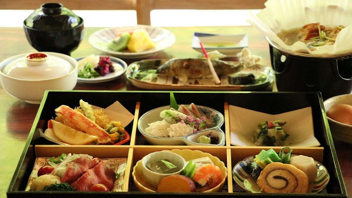 3.舞妓さんとの宴を楽しめる「京湯元 ハトヤ瑞鳳閣」3927139