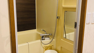 デラックスツインルーム (セミダブルベッド2台 + ソファー) 禁煙 (30平米)