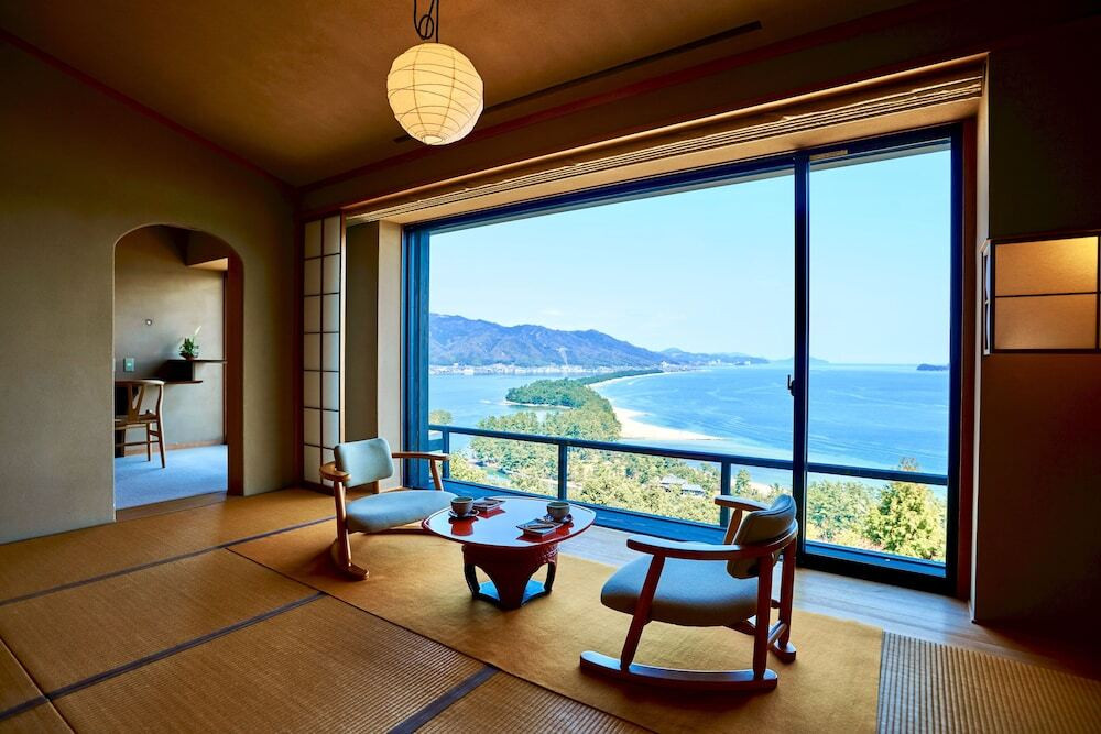 天橋立の絶景が眼下に広がる格式高い高級旅館3652341