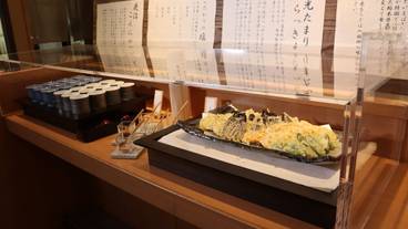 朝食ビュッフェ / 21