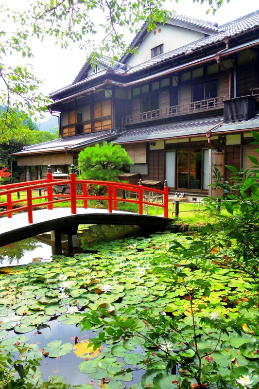 本館