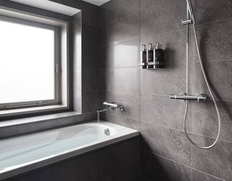 お部屋のお風呂 写真:見学友宙 / 1