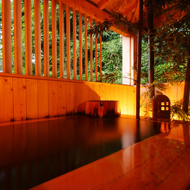 城崎温泉 喧噪の隠れ家 月のしずく(キノサキオンセン ケンソウノカクレガ ツキノシズク) / 2