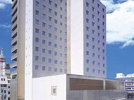 サイプレスガーデンホテル / 2