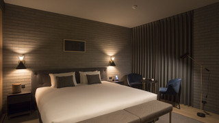 デラックスキングルーム