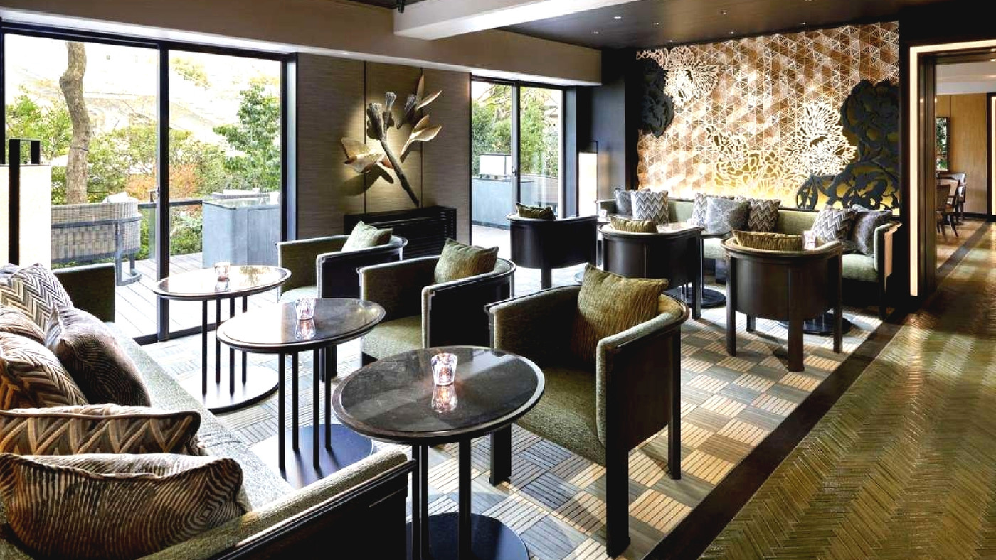 3つのホテルのクラブラウンジをホッピングできる特典も4756626