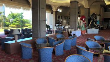 ロビーラウンジ / 5