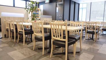 朝食スペース / 7