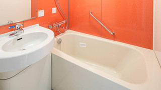 スタンダード ルーム クイーンベッド 1台 + ロフトベッド1台 禁煙