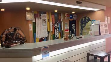 内部エントランス / 2