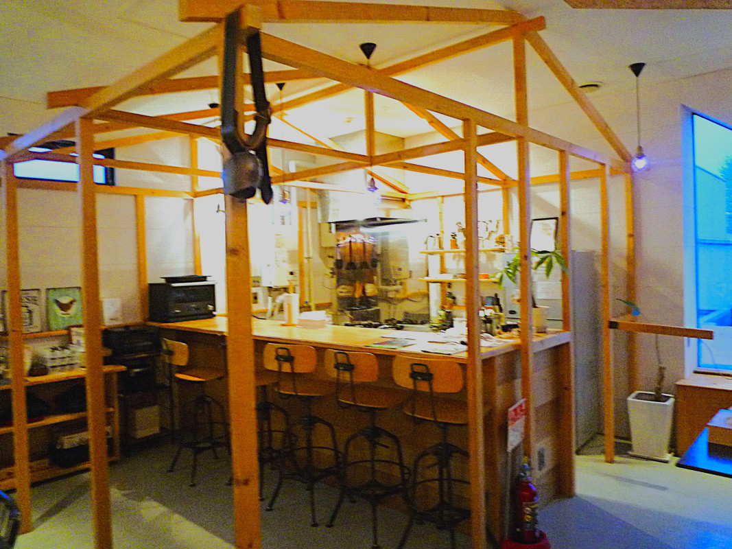 2階洒落た共用スペースキッチン