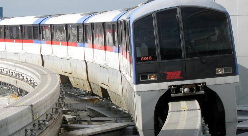 浜松町駅から
お買い物がてらホテルへ / 2