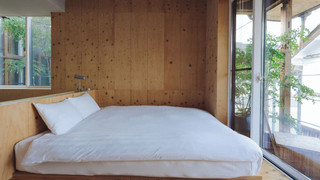 デラックス スタジオ ダブルベッド 1 台 浴槽 パーシャルシービュー