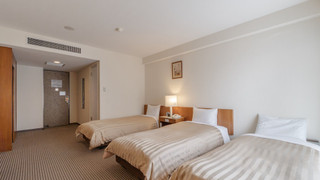 ツインルーム 禁煙 (with Extra bed)