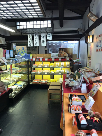 「うばがもちや 本店」内観 1038243 