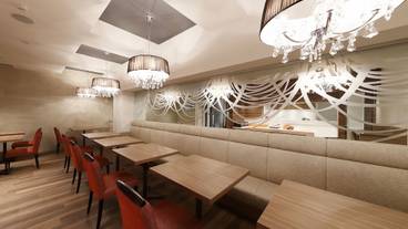 朝食スペース / 12