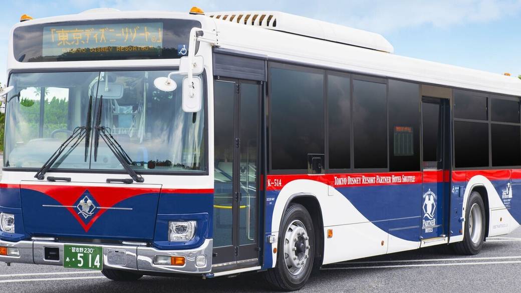 朝夕は10分間隔のシャトルバス / 1