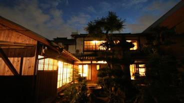 施設の敷地 / 19