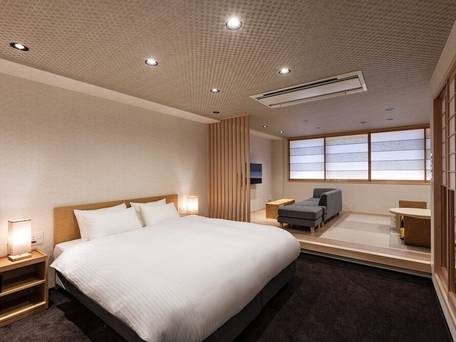 Rinn Gion Kenninji Villa / 5