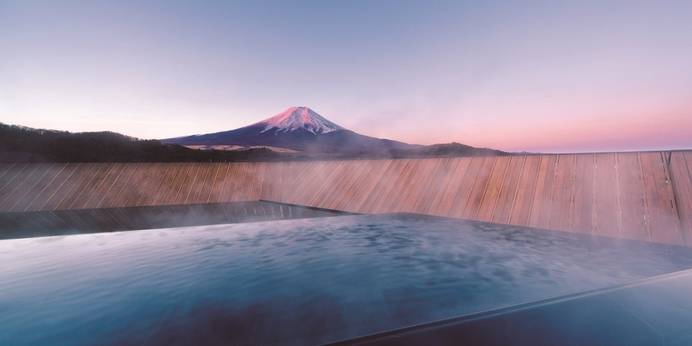 庭園と感動の宿 富士山温泉 ホテル鐘山苑（山梨県 旅館） / 1