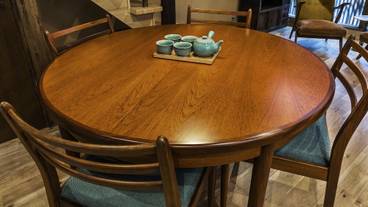 客室内のダイニングエリア / 3