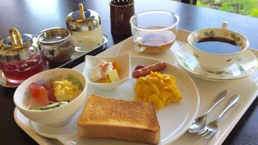 朝食スペース / 4