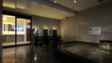 屋内スパ浴槽 / 1