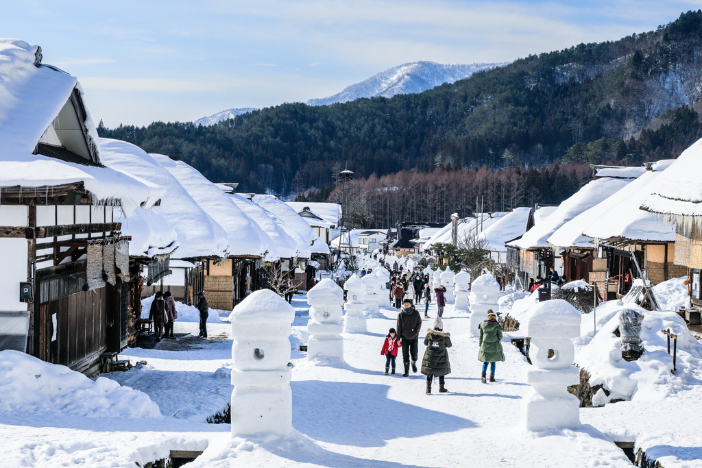 宿場町の夜も朝も思いっきり楽しみたいなら「大内宿内の民宿」へ4249704