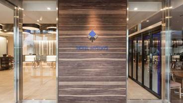 施設の入り口 / 14