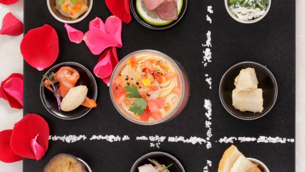 お食事処「結」で
伊豆の創作懐石ディナー / 2