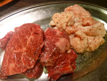 「味覚園 銀座店」料理 973527 厚切りサガリ　北見氷〆ホルモン