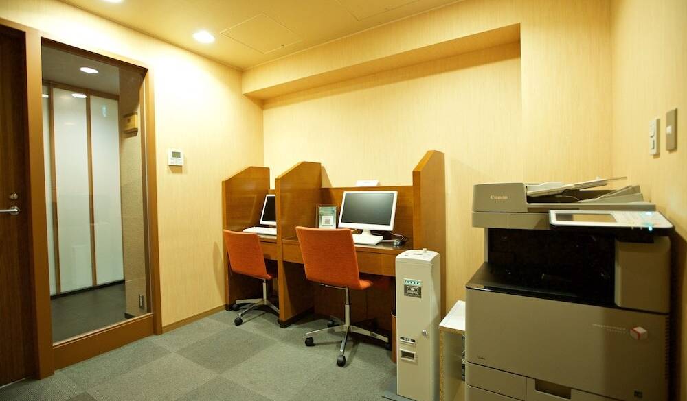 ジムにラウンジも♡
充実の館内施設 / 3