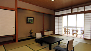 [和室] 12畳 (バス付/禁煙)