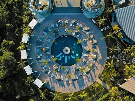 BOTANICAL POOL CLUB / 2