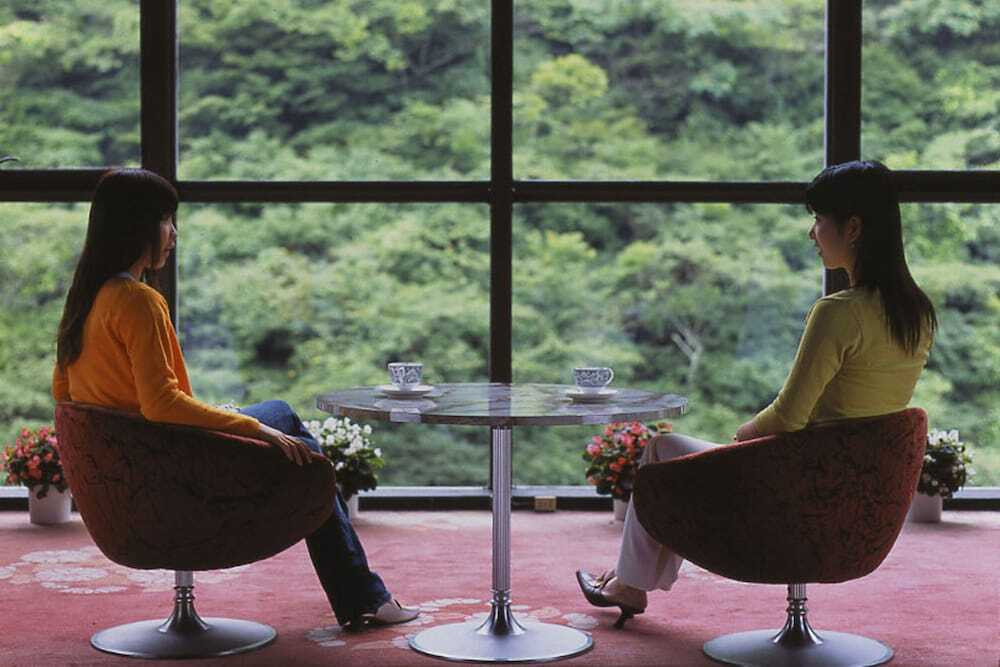 大露天風呂は西日本最大級！渓谷の緑豊かな景色も楽しめる宿3918271