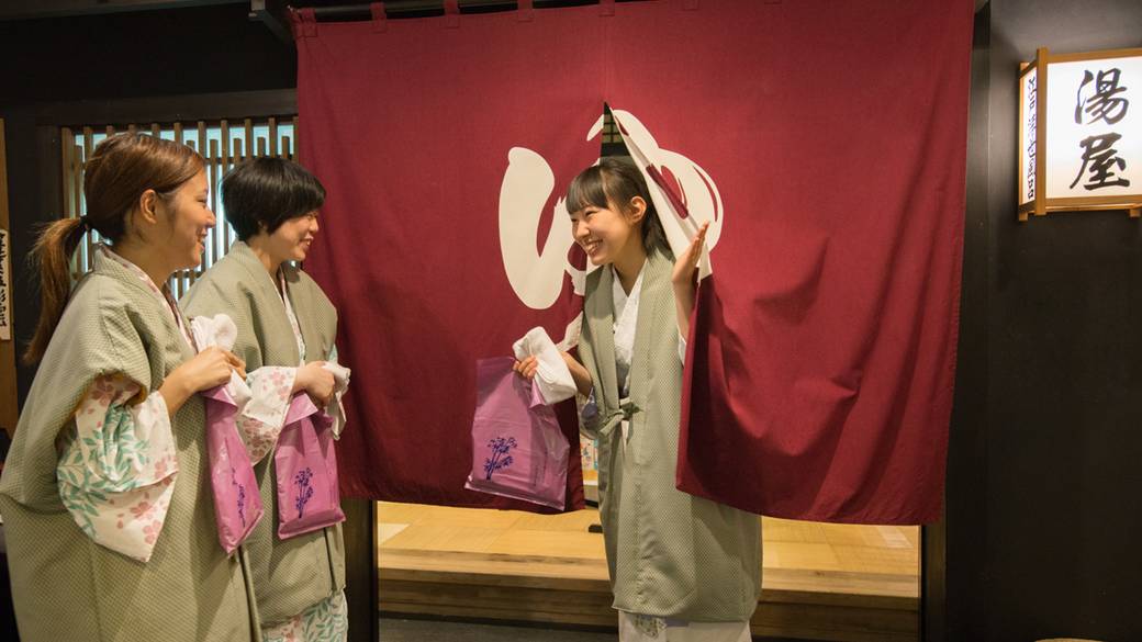 バラエティ豊かな
温泉を堪能♪ / 5