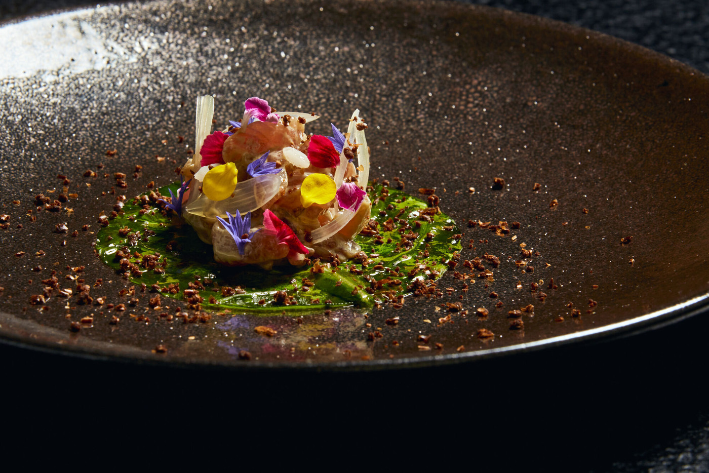 縁起が良い和のモチーフに囲まれて。情緒ある日本旅館で上質なステイを4044272