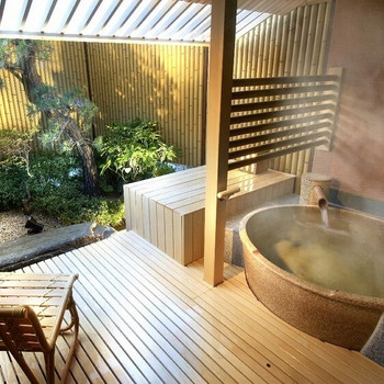 良質な温泉を2人占めできる宿。広々とした回廊庭園に日本茶カフェも♩4254294