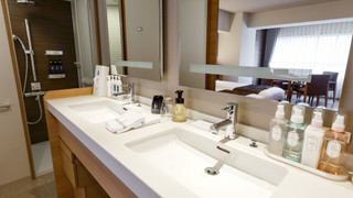 ベーシックツインツーム