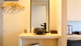 ワインルーム 禁煙