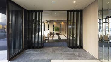 内部エントランス / 3