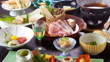 食事・飲み物 / 1