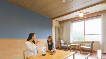 ブナの原生林に包まれた森林浴の露天風呂4251605